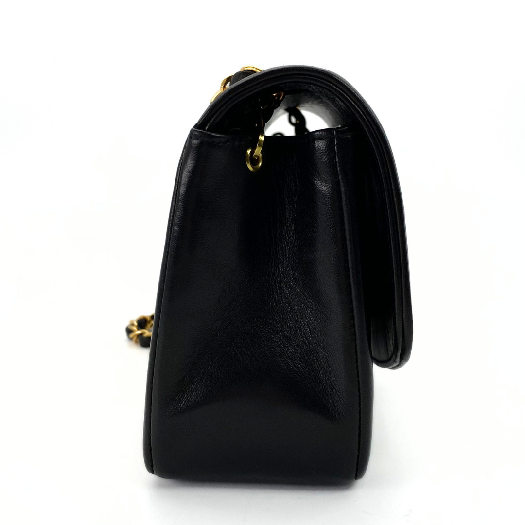 Ichika, 3 Series Small Diana Black Lambskin with seal and card
