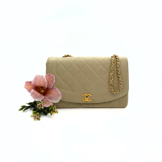 Levy, 2 Series Medium Diana Beige Lambskin with seal only