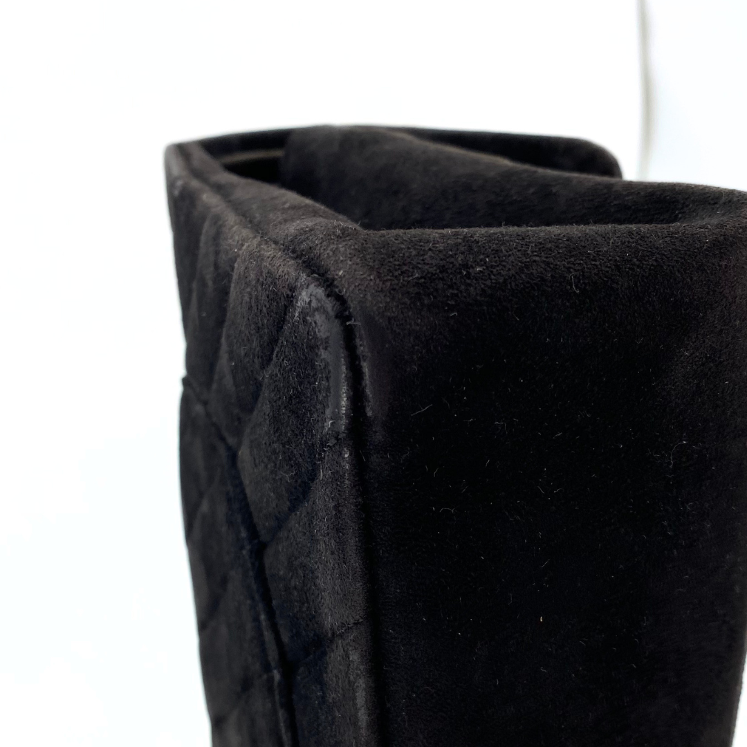 Jiho, 1 Series Medium Classic Flap Chevron Black Suede with seal and card