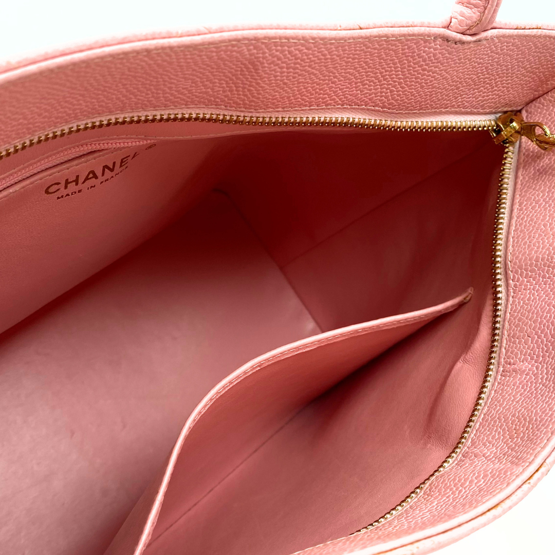 Dami, 8 Series Medallion Tote Reissue Pink Caviar with seal and card
