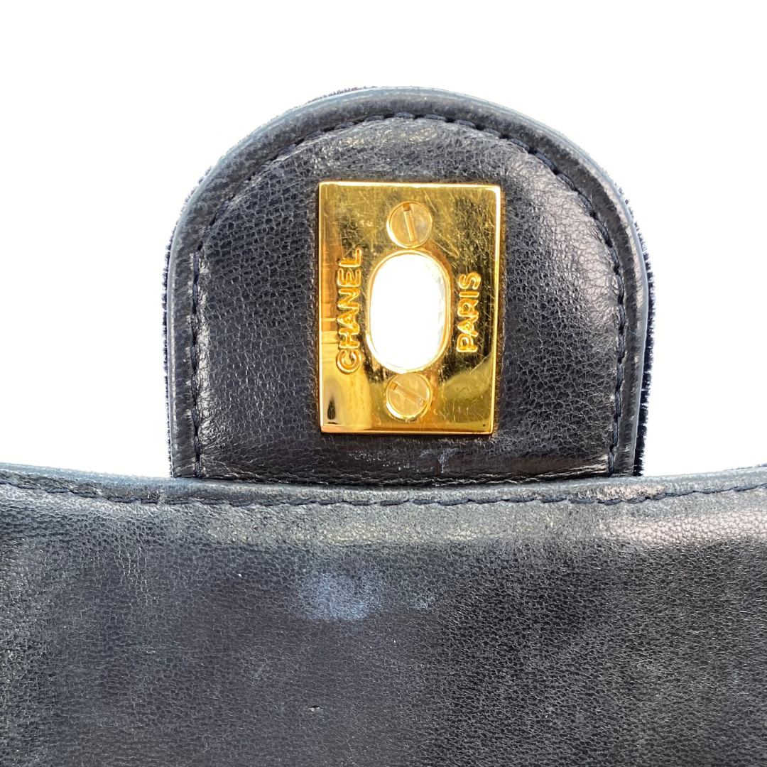 Arash, 2 Series Square 17cm Black Velvet with seal and card