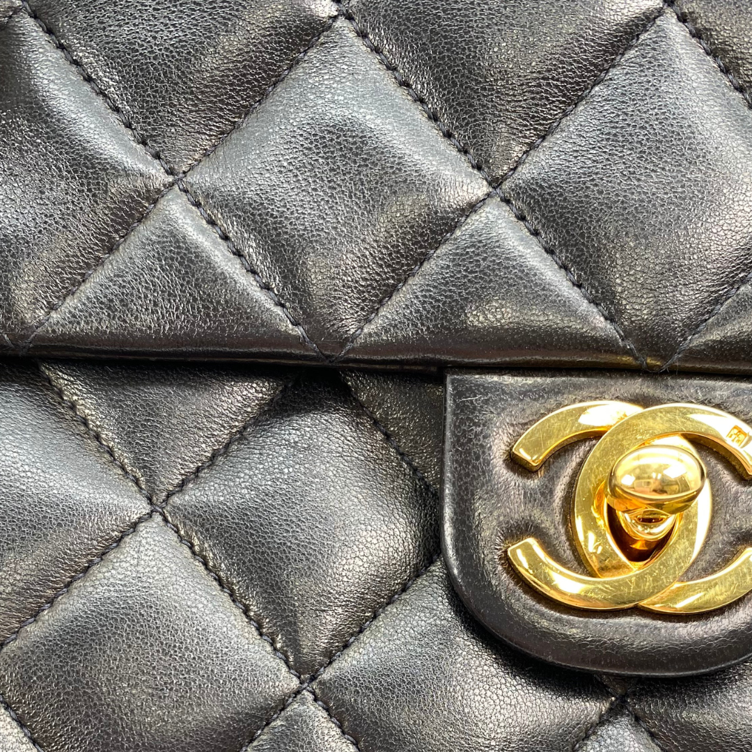 Varun, 2 Series Square 20cm Black Lambskin with seal and card