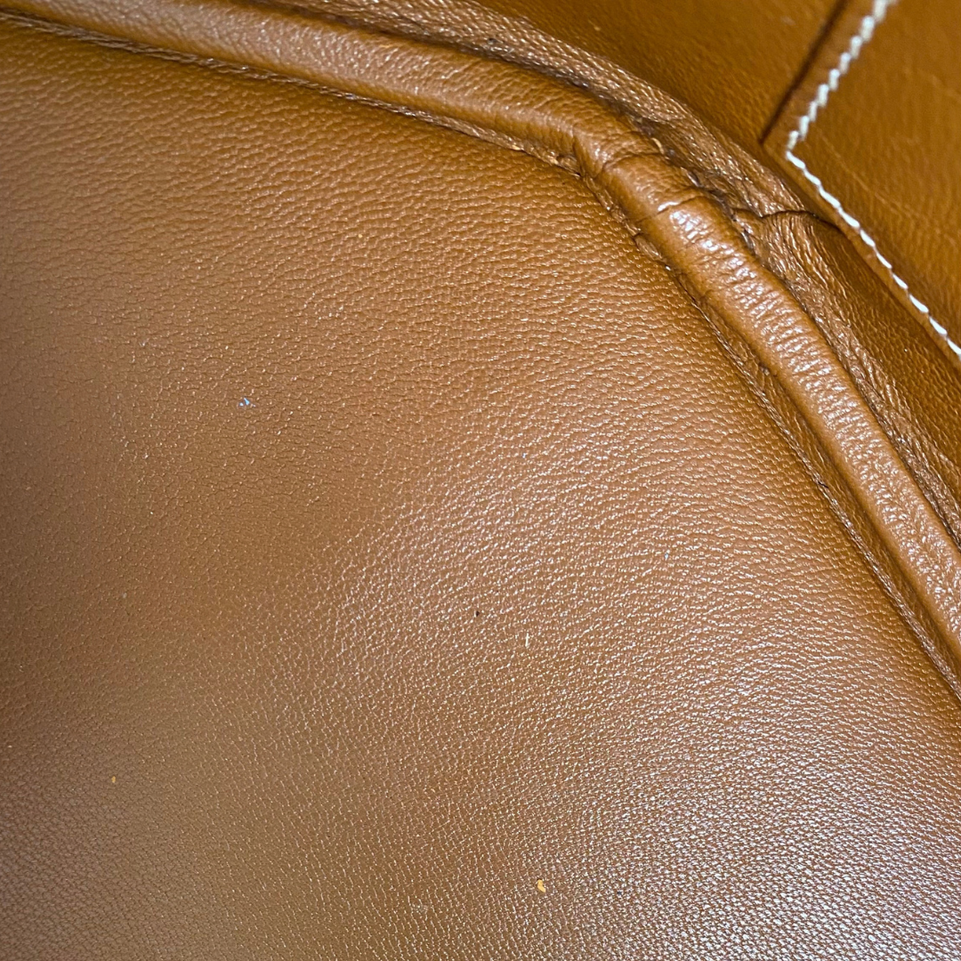 Sumire, 1992 De Bowe Brown Pigskin with stamp ○V