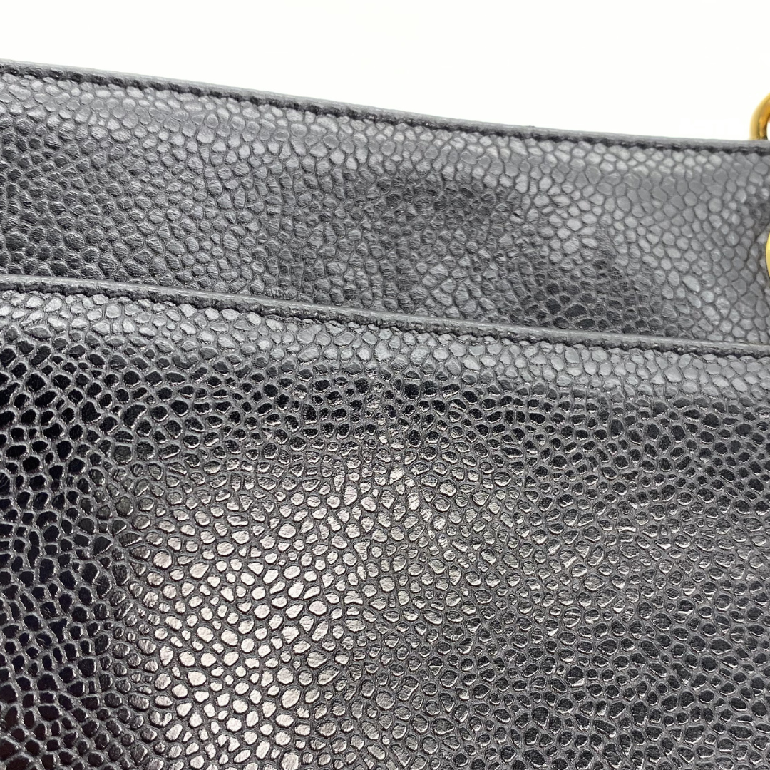 Albie, 2 Series Triple Coco Black Caviar with seal and card