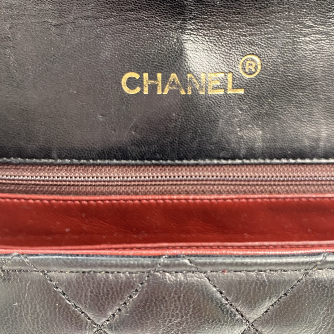 Reina, 0 Series Half Moon Black Lambskin with seal only