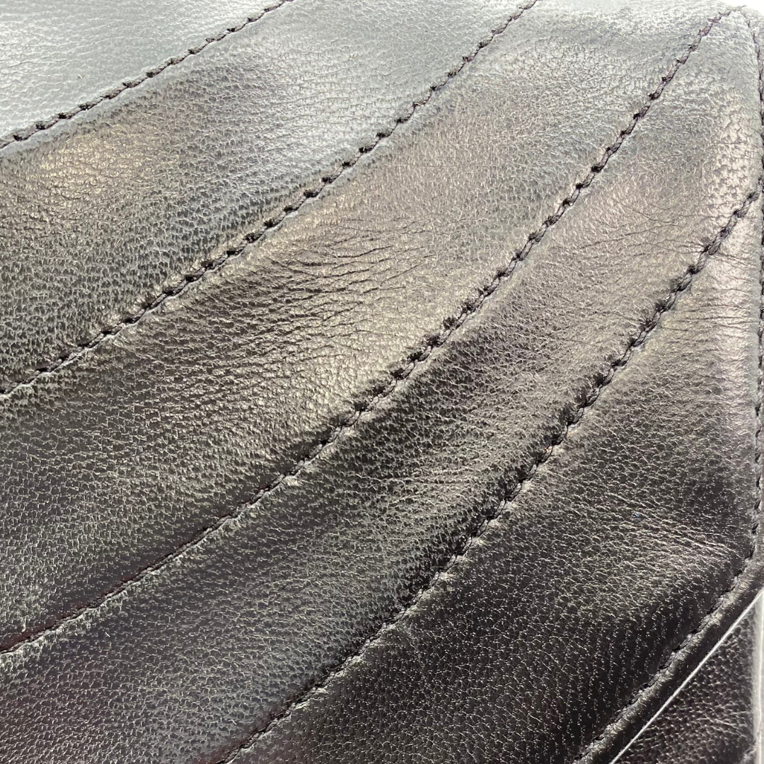 Awino, 1 Series Wave Stitch Black Lambskin with seal only