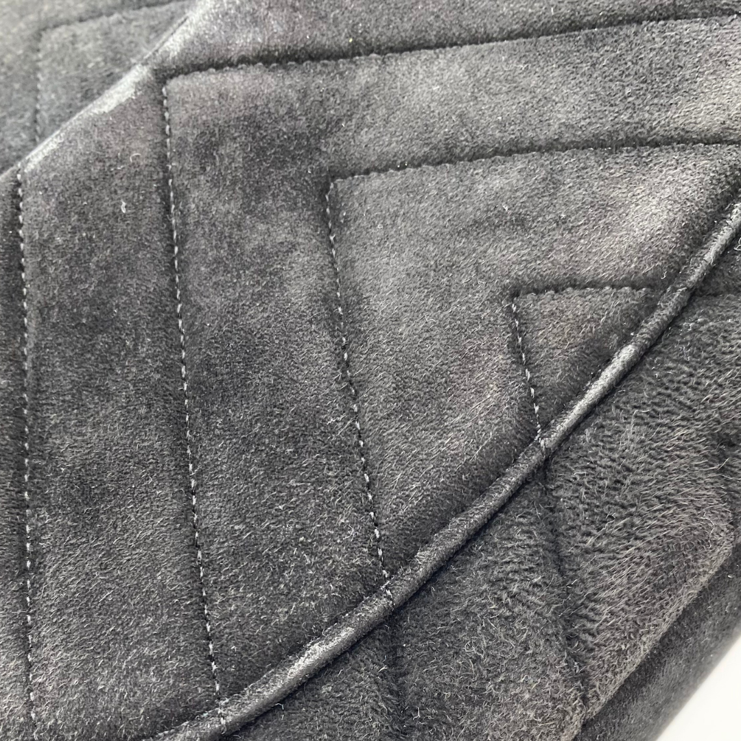 Jiho, 1 Series Medium Classic Flap Chevron Black Suede with seal and card