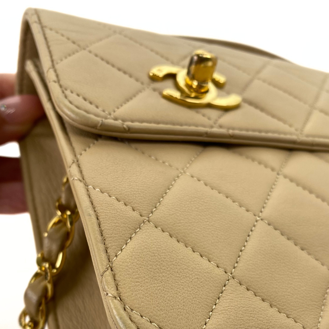 Yejun, 1 Series Double Turn Lock Beige Lambskin with seal and card