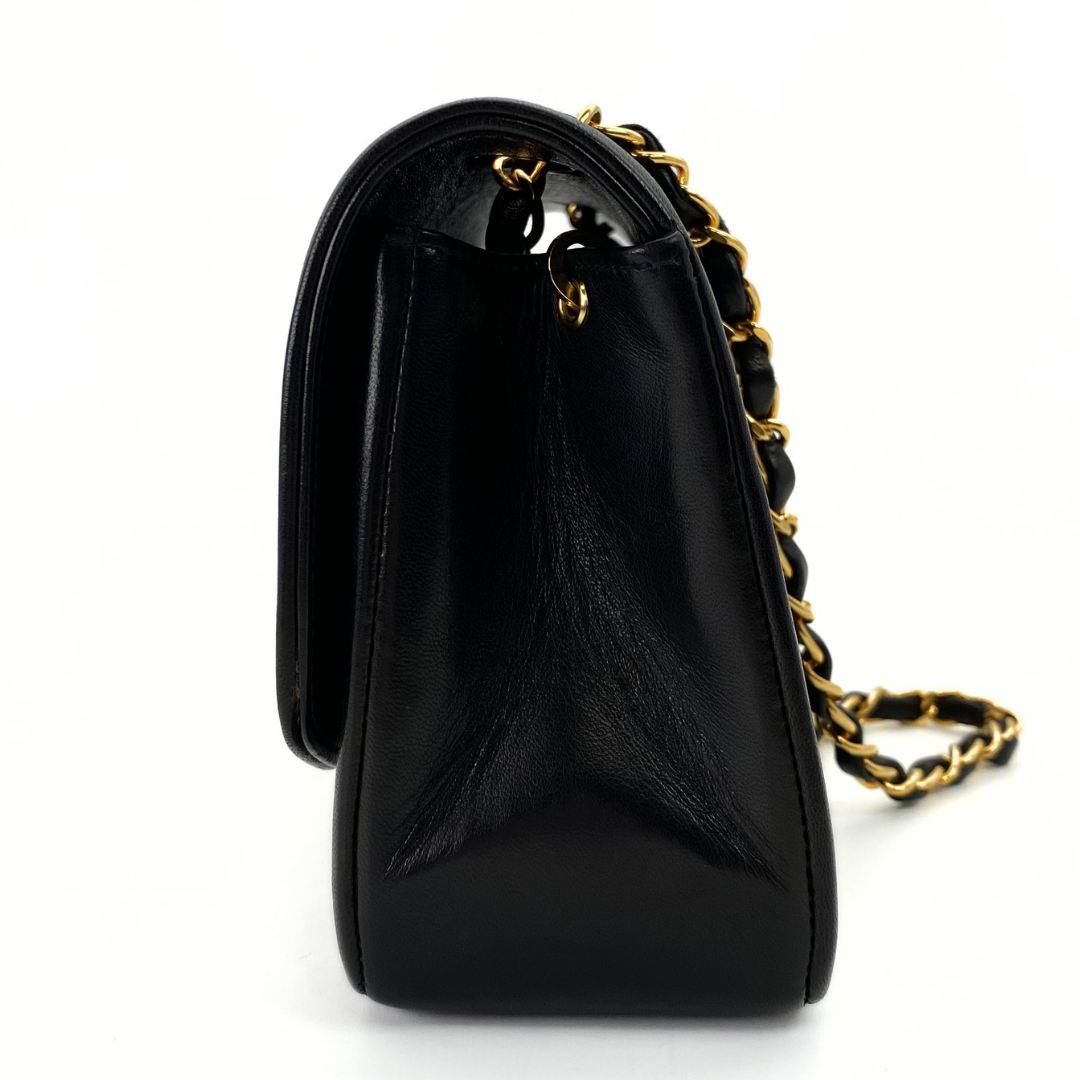 Ichika, 3 Series Small Diana Black Lambskin with seal and card