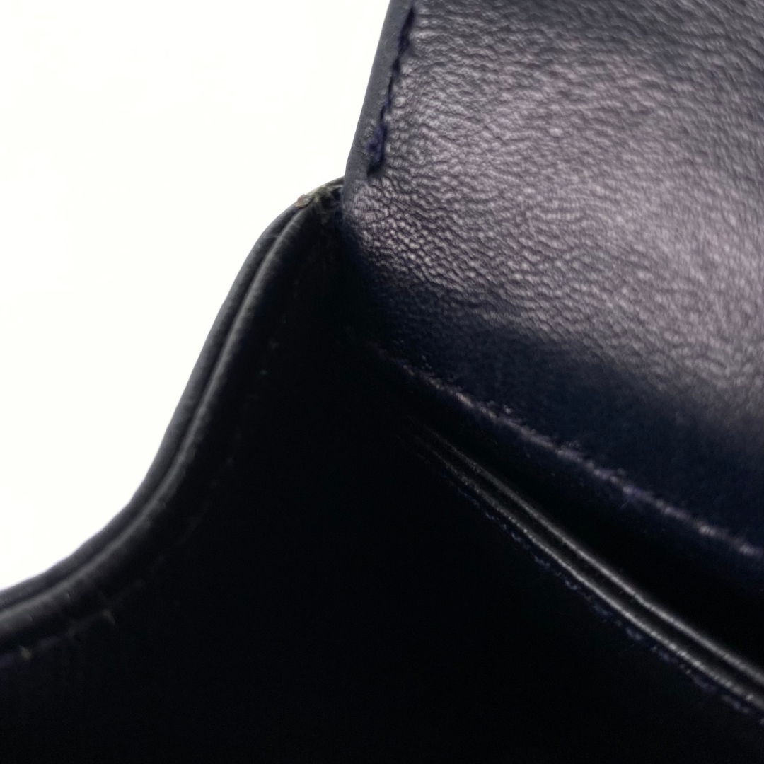 Taiga, 1 Series Navy Lambskin Tote with seal only