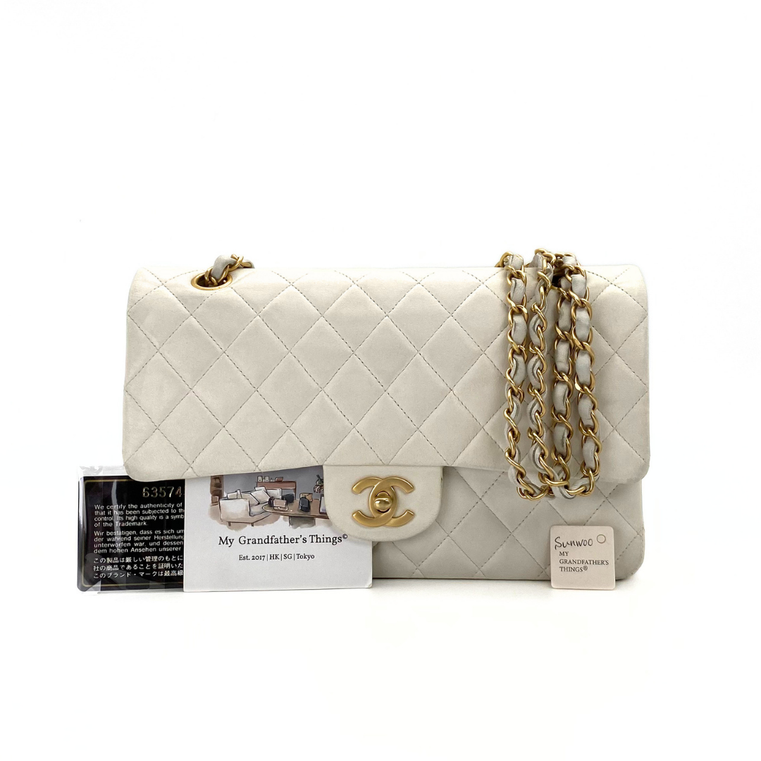 Sunwoo, 6 Series Medium Classic Flap White Lambskin wtih seal and card