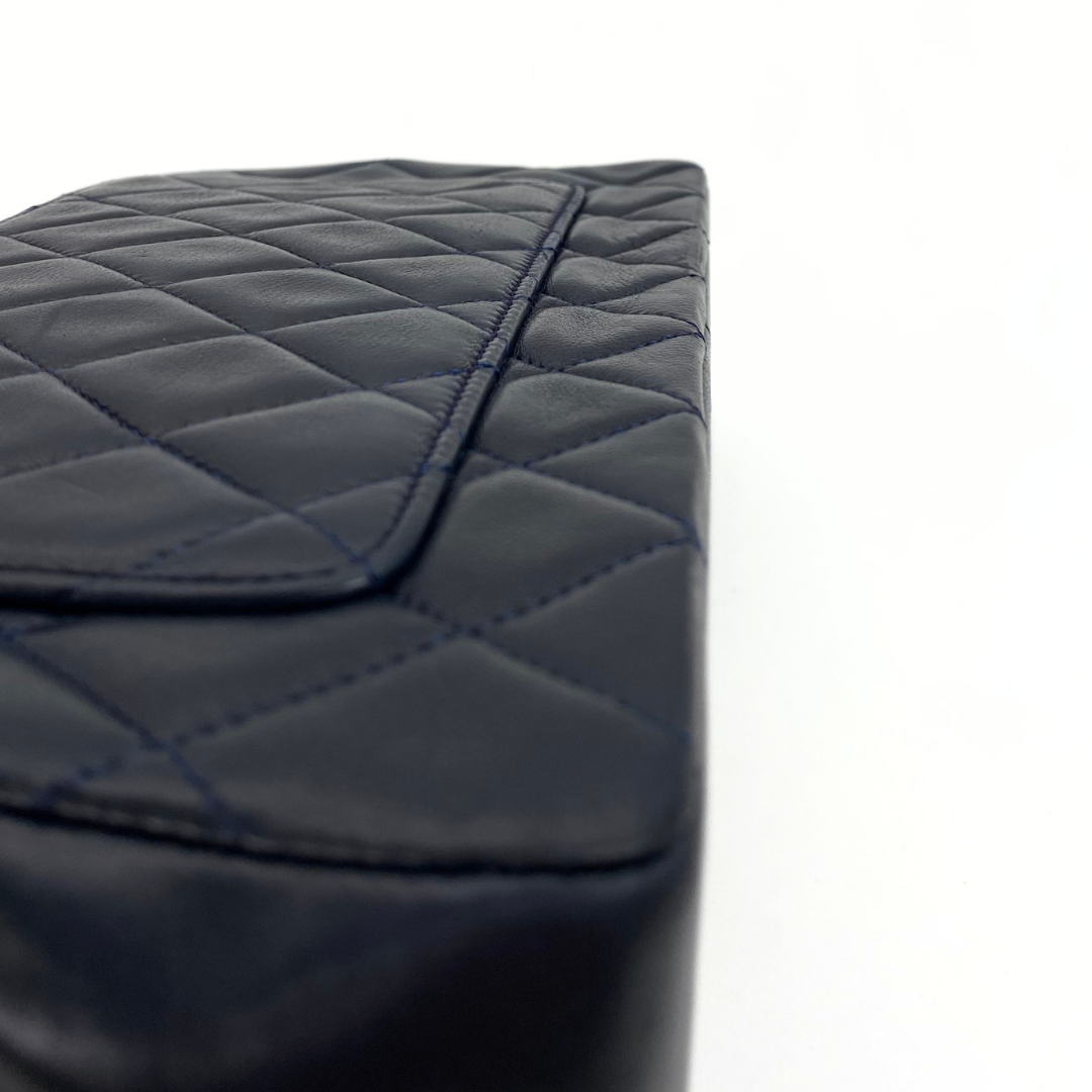 Taiga, 1 Series Navy Lambskin Tote with seal only