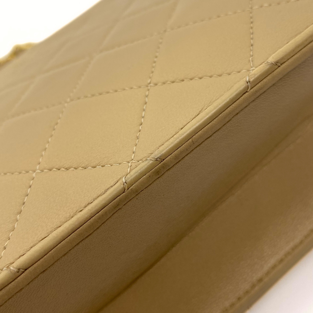 Yejun, 1 Series Double Turn Lock Beige Lambskin with seal and card