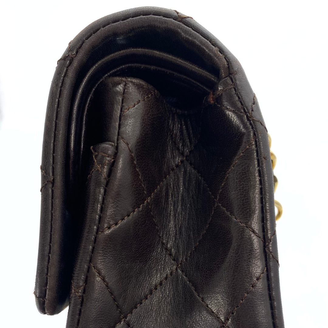 Leandro, 1 Series Small Classic Flap Brown Lambskin with seal only