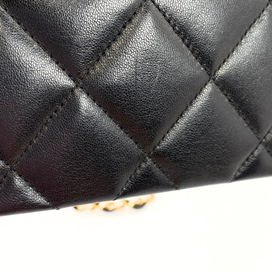 Ichika, 3 Series Small Diana Black Lambskin with seal and card