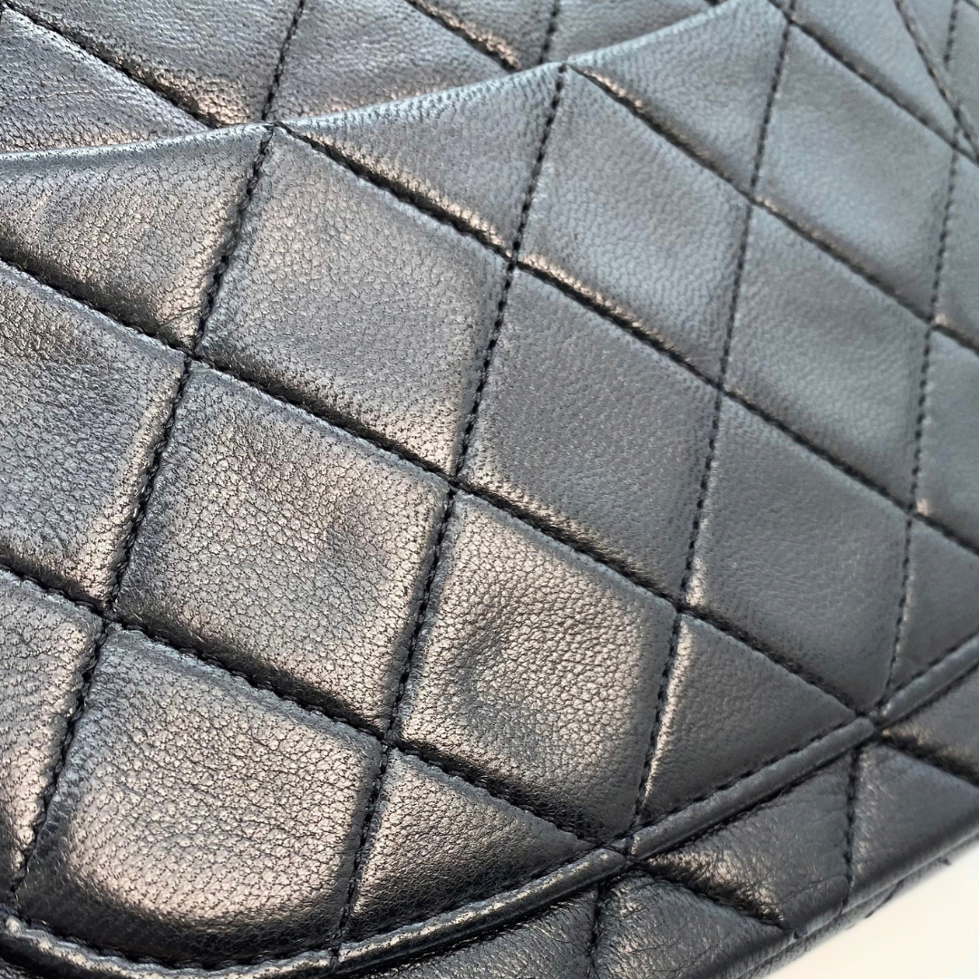 Michiru, 1 Series Square 17cm Black Lambskin with seal and card
