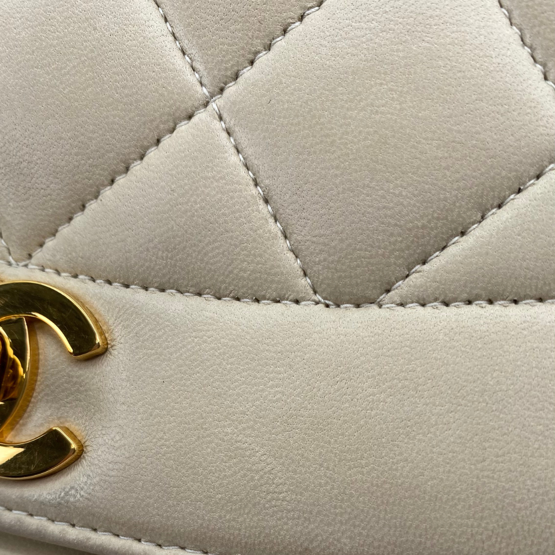 Levy, 2 Series Medium Diana Beige Lambskin with seal only