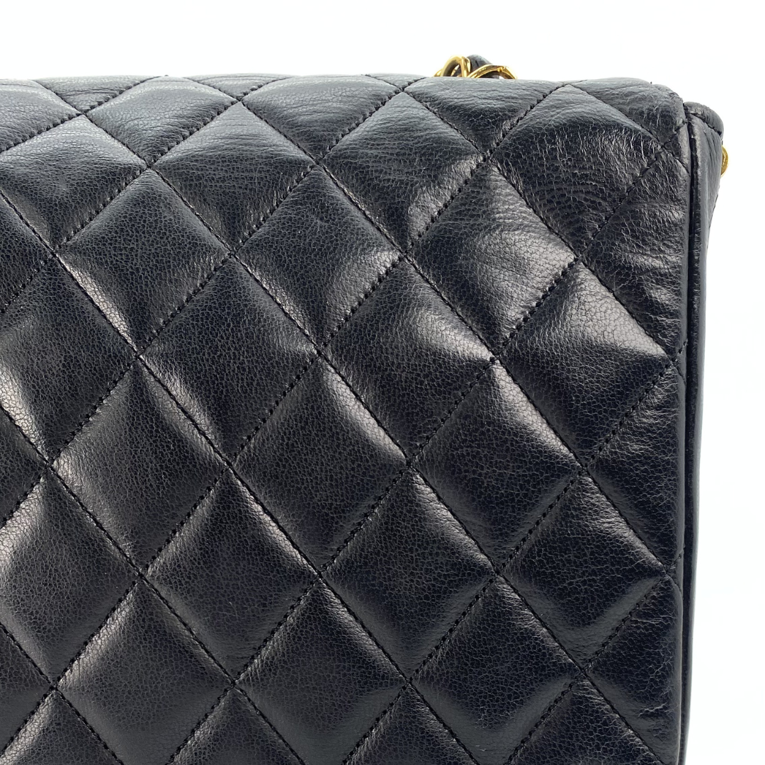 Reina, 0 Series Half Moon Black Lambskin with seal only