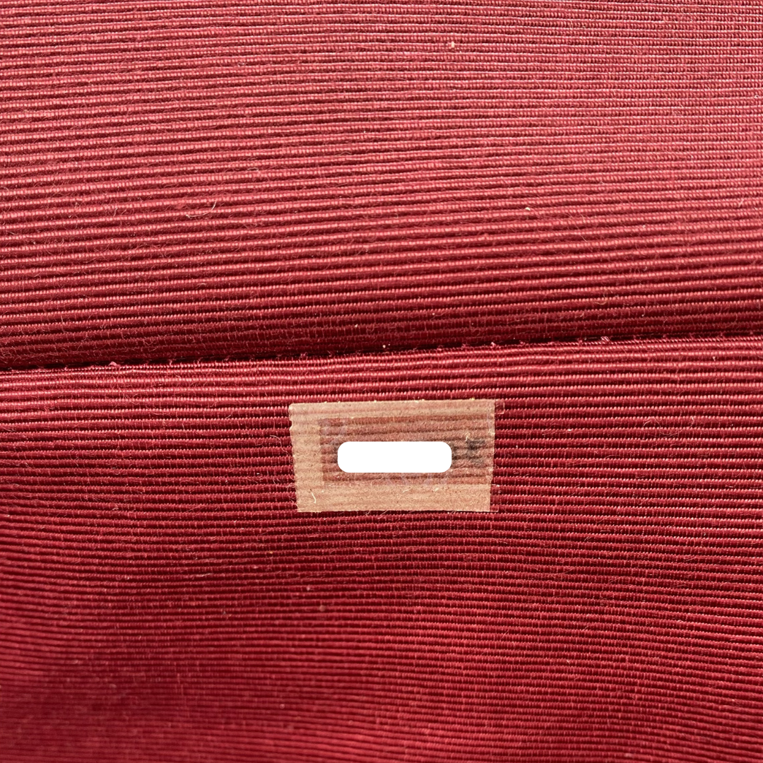 Ega, 0 Series Wave Stitch Black Lambskin Half moon with seal and card