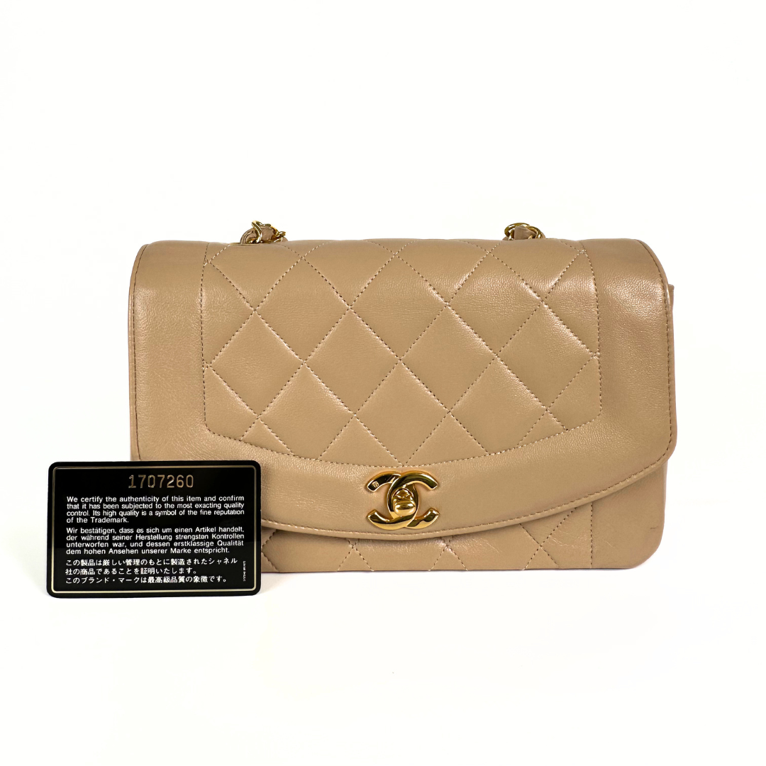 Yanny, 1 Series Small Diana Beige Lambskin with seal only