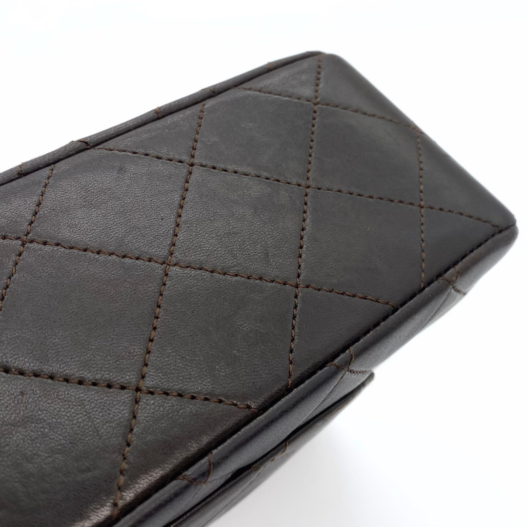 Leandro, 1 Series Small Classic Flap Brown Lambskin with seal only