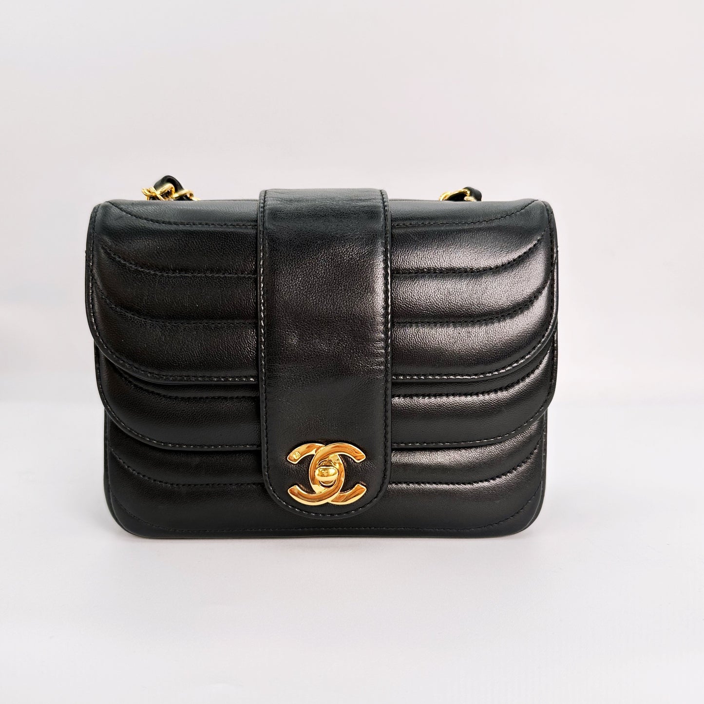 Chuya, Vintage Authentic Chanel 2 series mini 17cm square multi fold chain black lambskin with seal and card