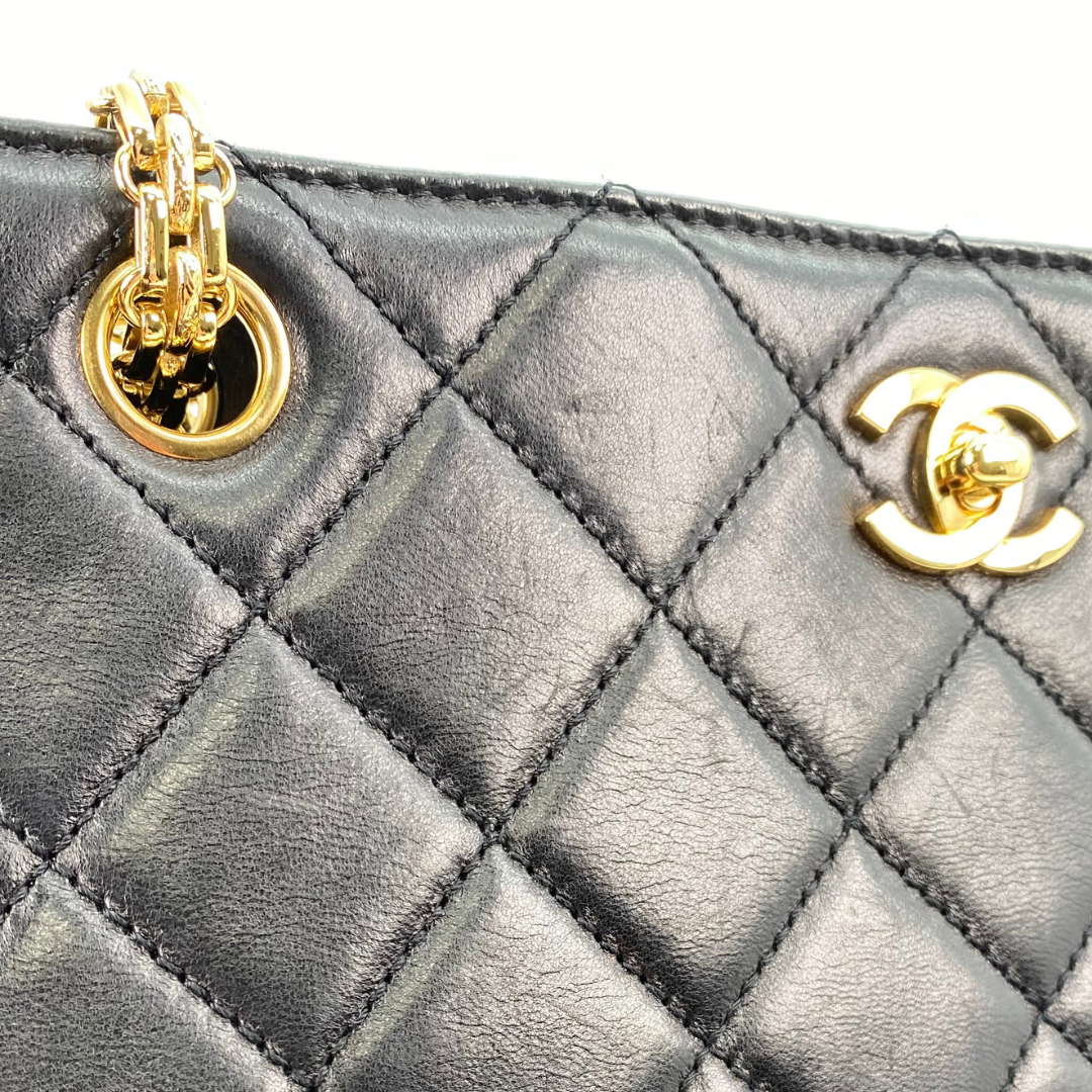 Sushma, 6 Series Tote Black Lambskin with Bijoux Chain with seal and card