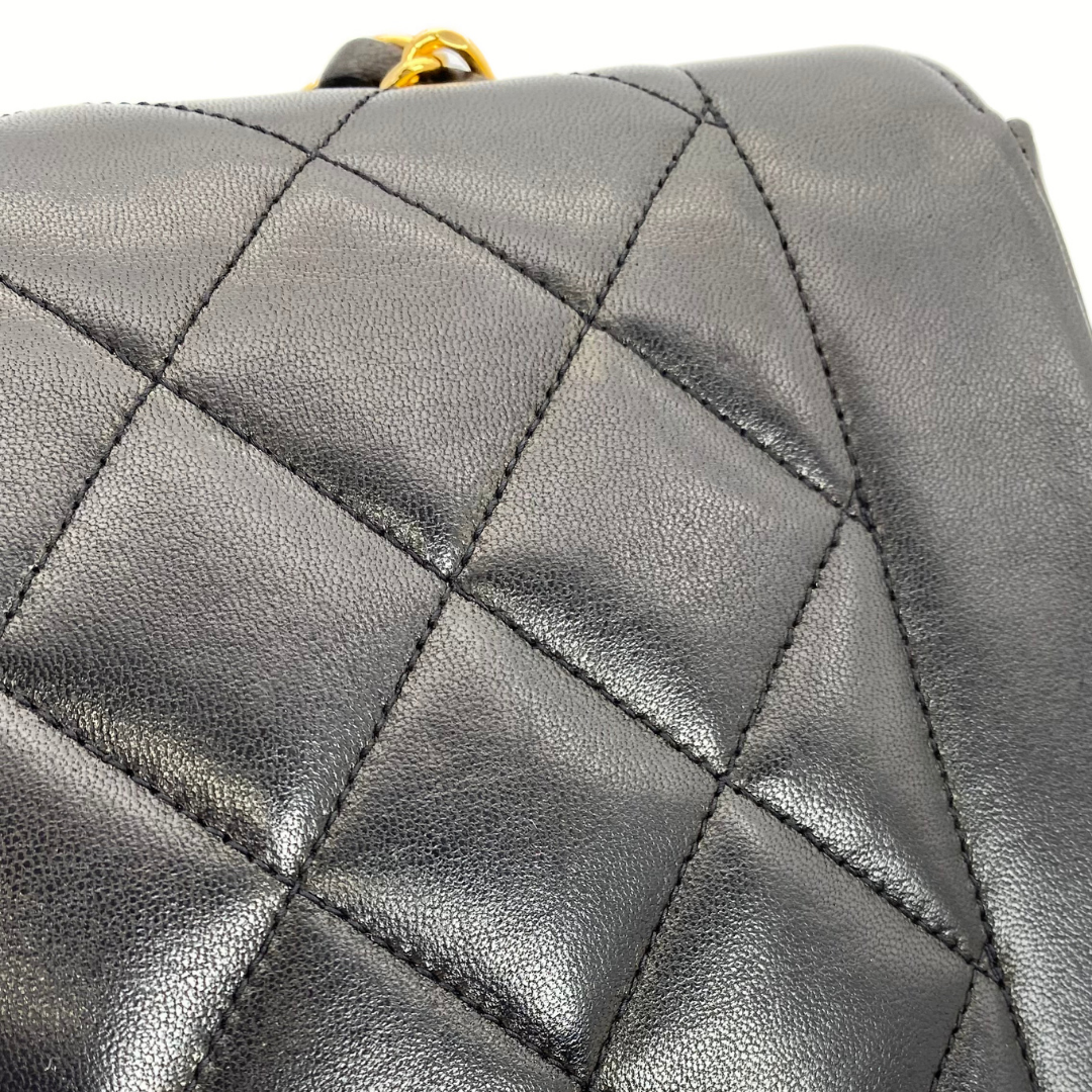 Ichika, 3 Series Small Diana Black Lambskin with seal and card