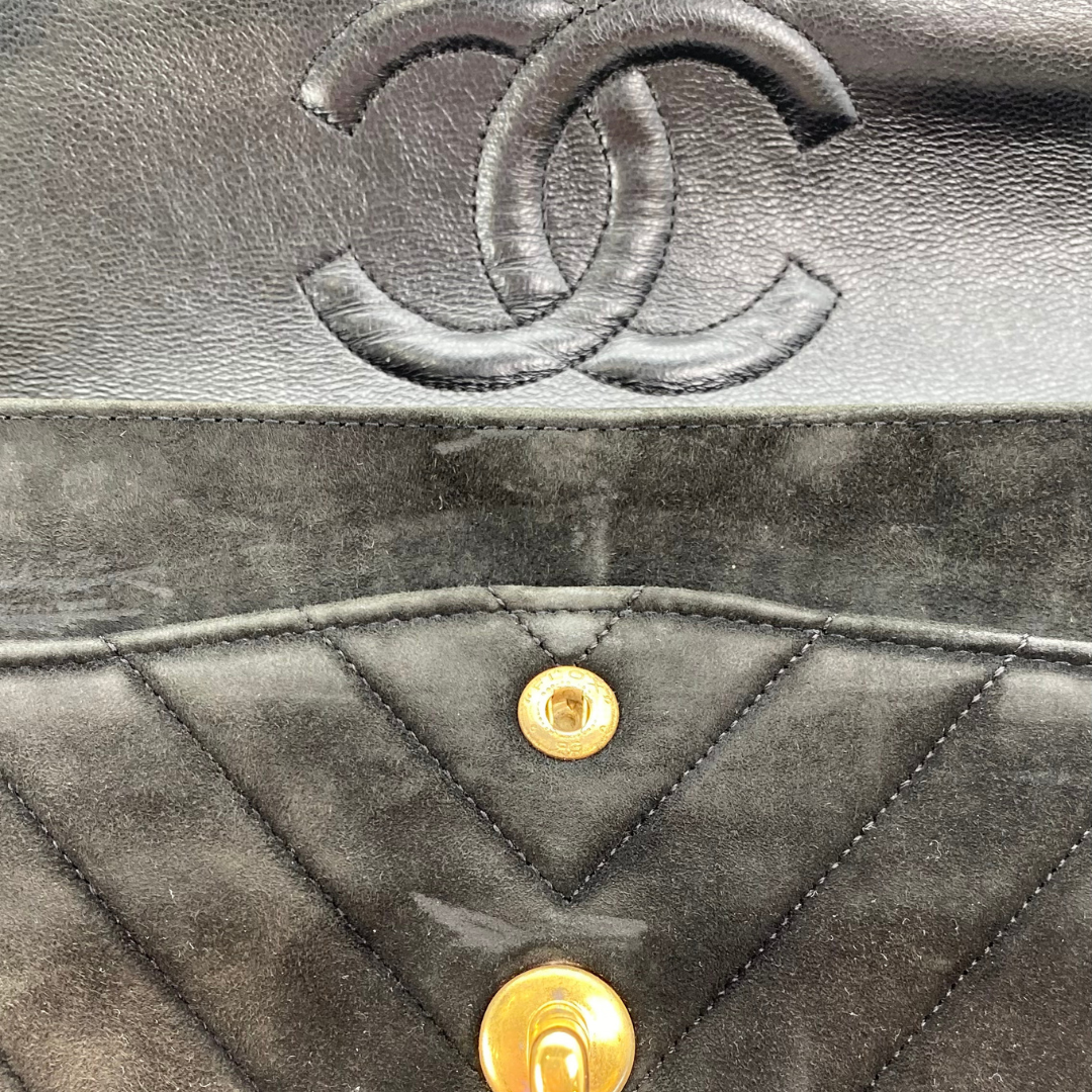 Jiho, 1 Series Medium Classic Flap Chevron Black Suede with seal and card