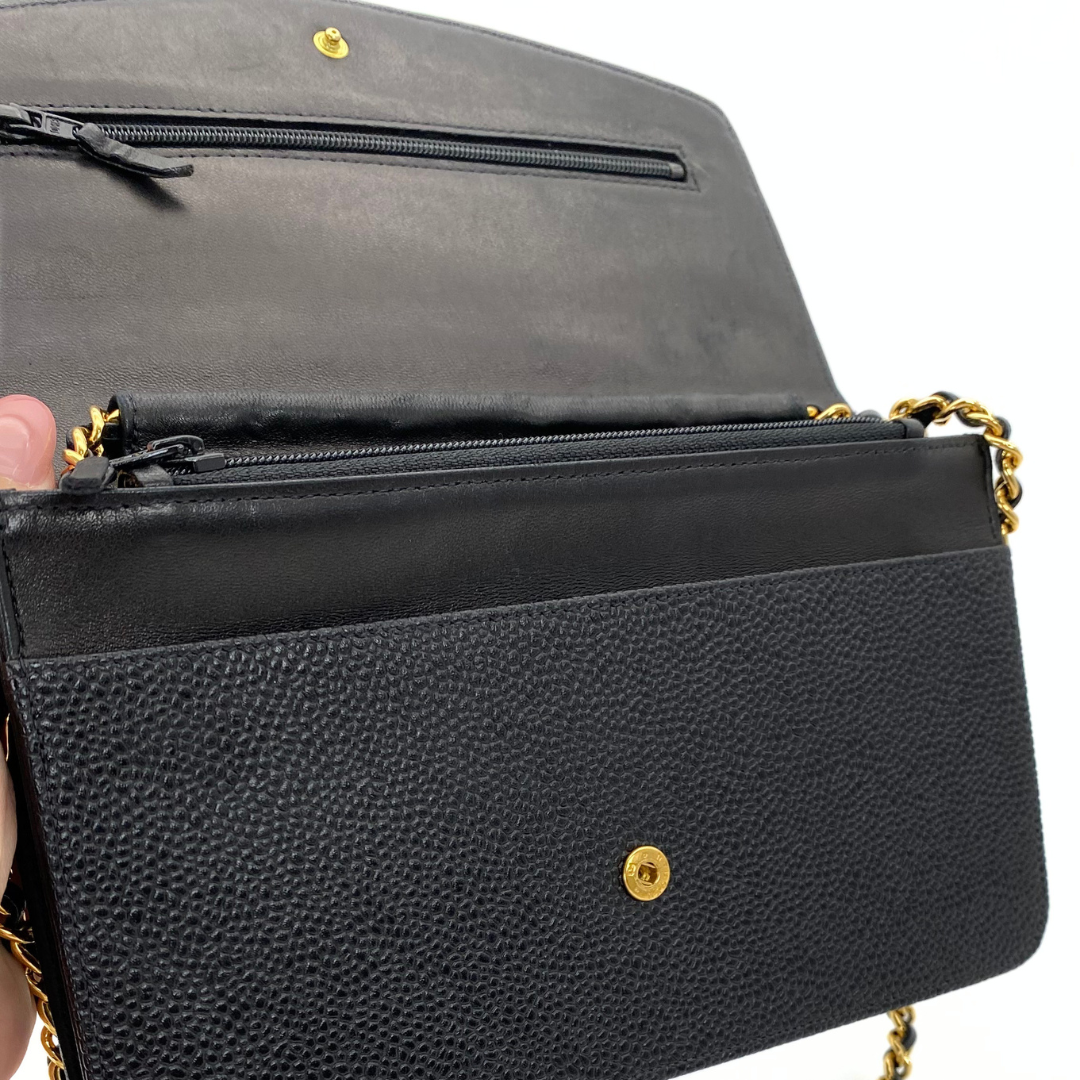 Nari, 5 Series Long Wallet Black Caviar with seal only