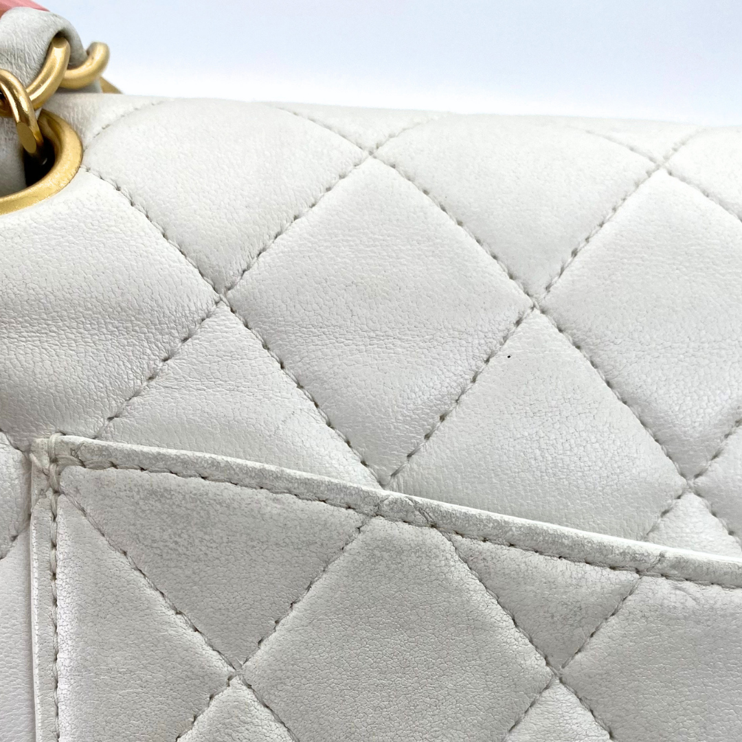Sunwoo, 6 Series Medium Classic Flap White Lambskin wtih seal and card