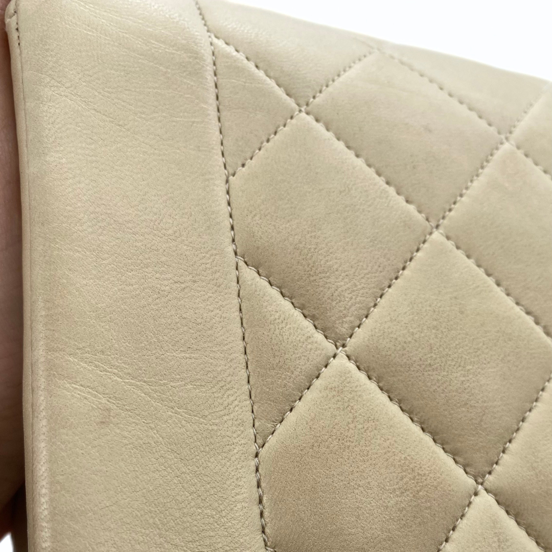 Levy, 2 Series Medium Diana Beige Lambskin with seal only