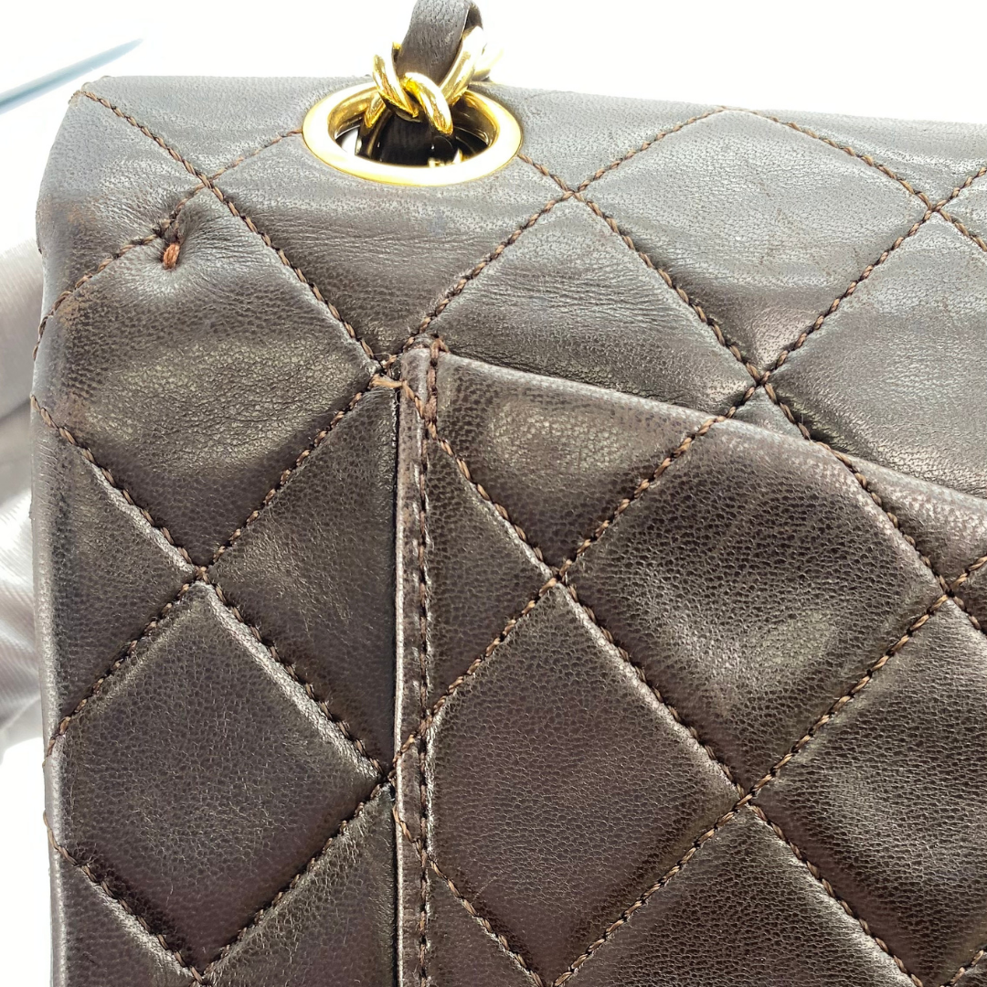 Leandro, 1 Series Small Classic Flap Brown Lambskin with seal only