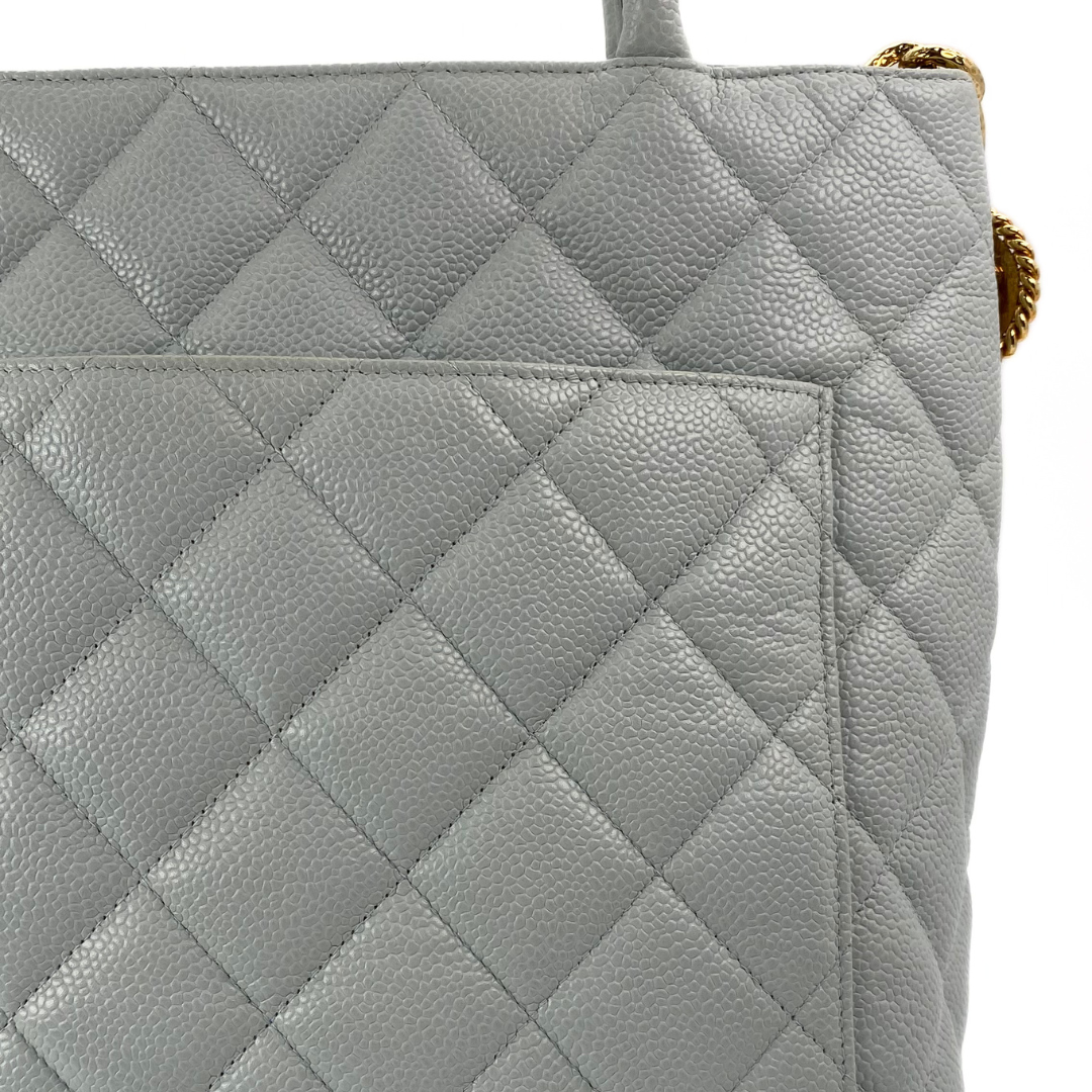 Preston, 7 Series Medallion Tote Light Blue Caviar with seal and card
