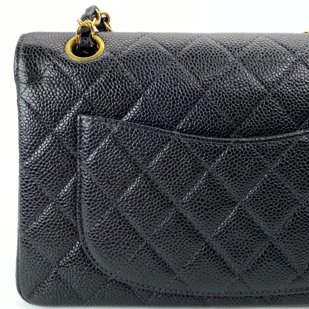 Suki, 6 Series Small Classic Flap Black Caviar with seal only