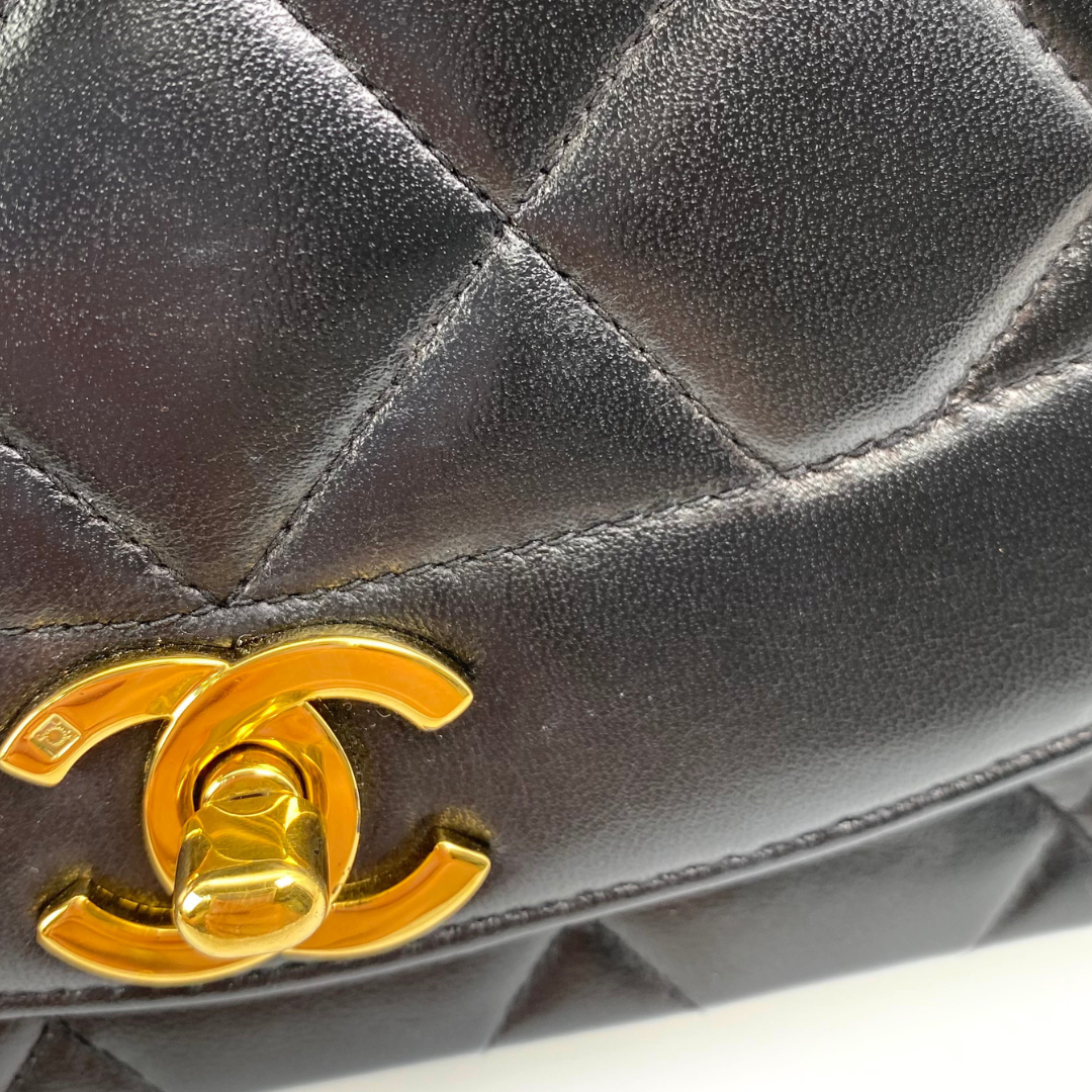 Kaori, 3 Series Small Diana Black Lambskin with seal and card