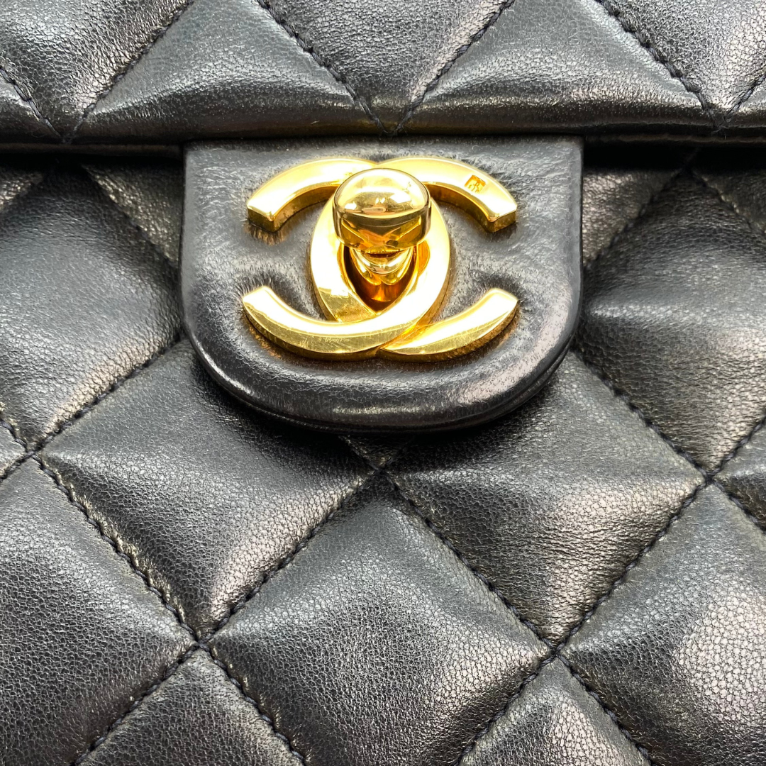 Varun, 2 Series Square 20cm Black Lambskin with seal and card