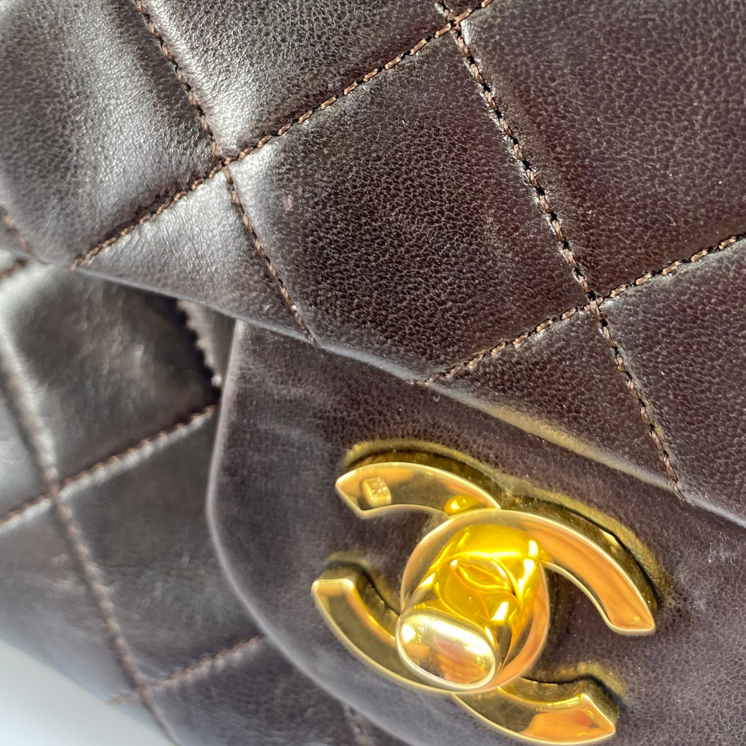Leandro, 1 Series Small Classic Flap Brown Lambskin with seal only