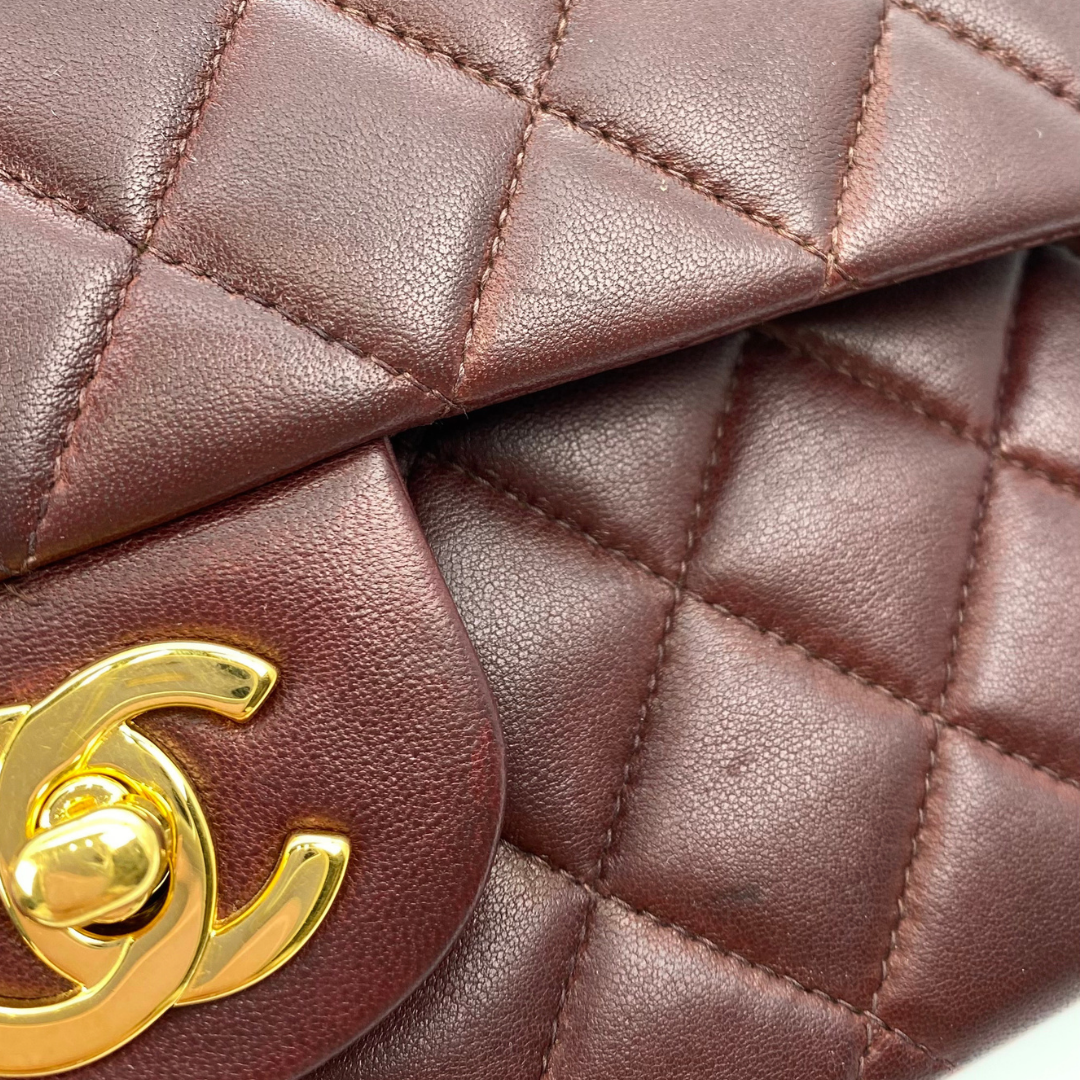 Rune, 5 Series Medium Classic Flap Bordeaux Lambskin with seal only