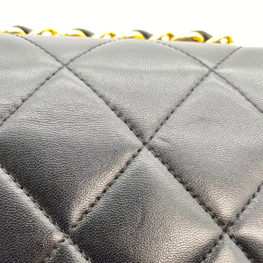 Kalina, 4 Series Small Diana Black Lambskin with seal and card