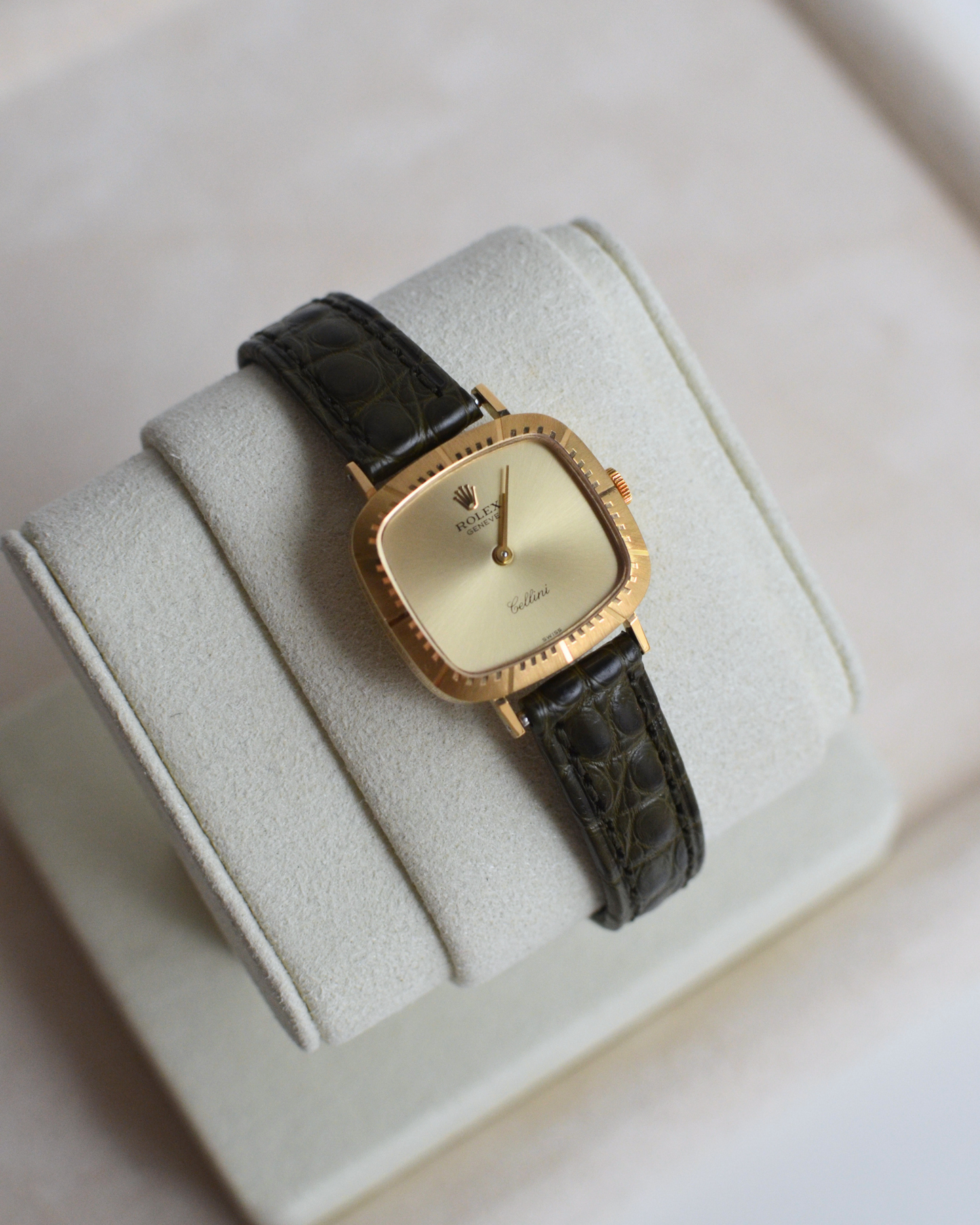 Rolex Cellini 18k w/ box and papers