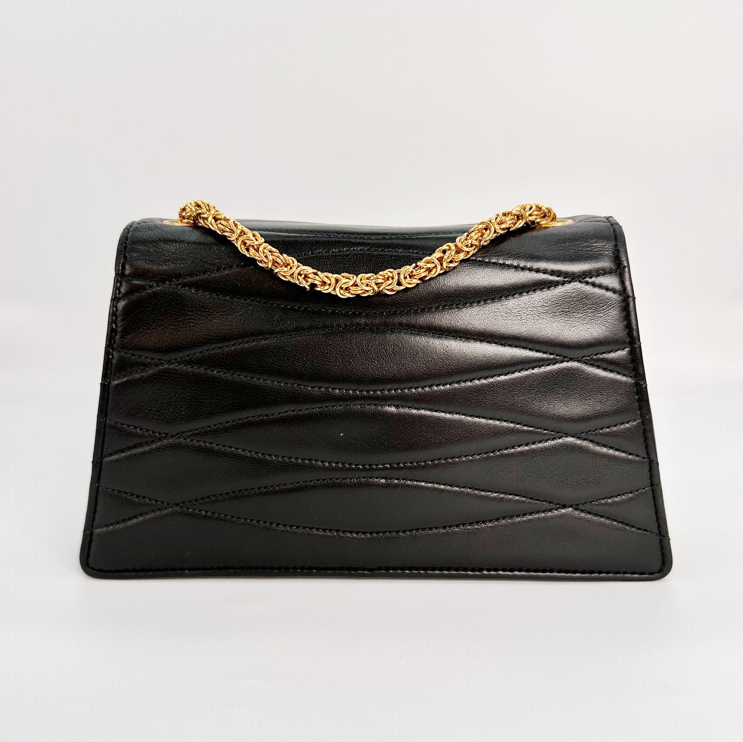 Chizue, Vintage Authentic Chanel 2 series wave stitch black lambskin with seal and card