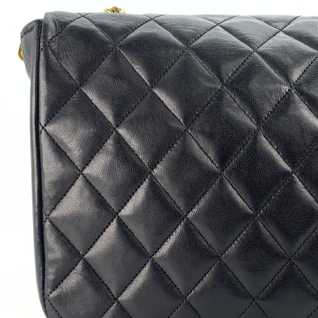 Reina, 0 Series Half Moon Black Lambskin with seal only