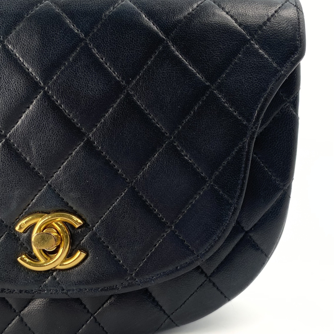 Gideon, 0 Series Semi Circle Black Lambskin with seal and card