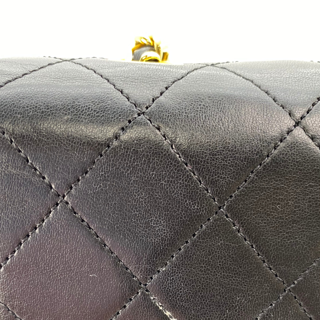 Beckett, 1 Series Small Full Flap Black Lambskin with seal and card