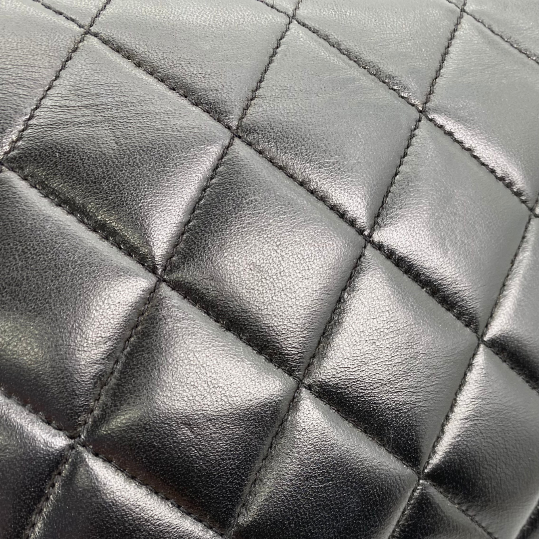 Kaori, 3 Series Small Diana Black Lambskin with seal and card