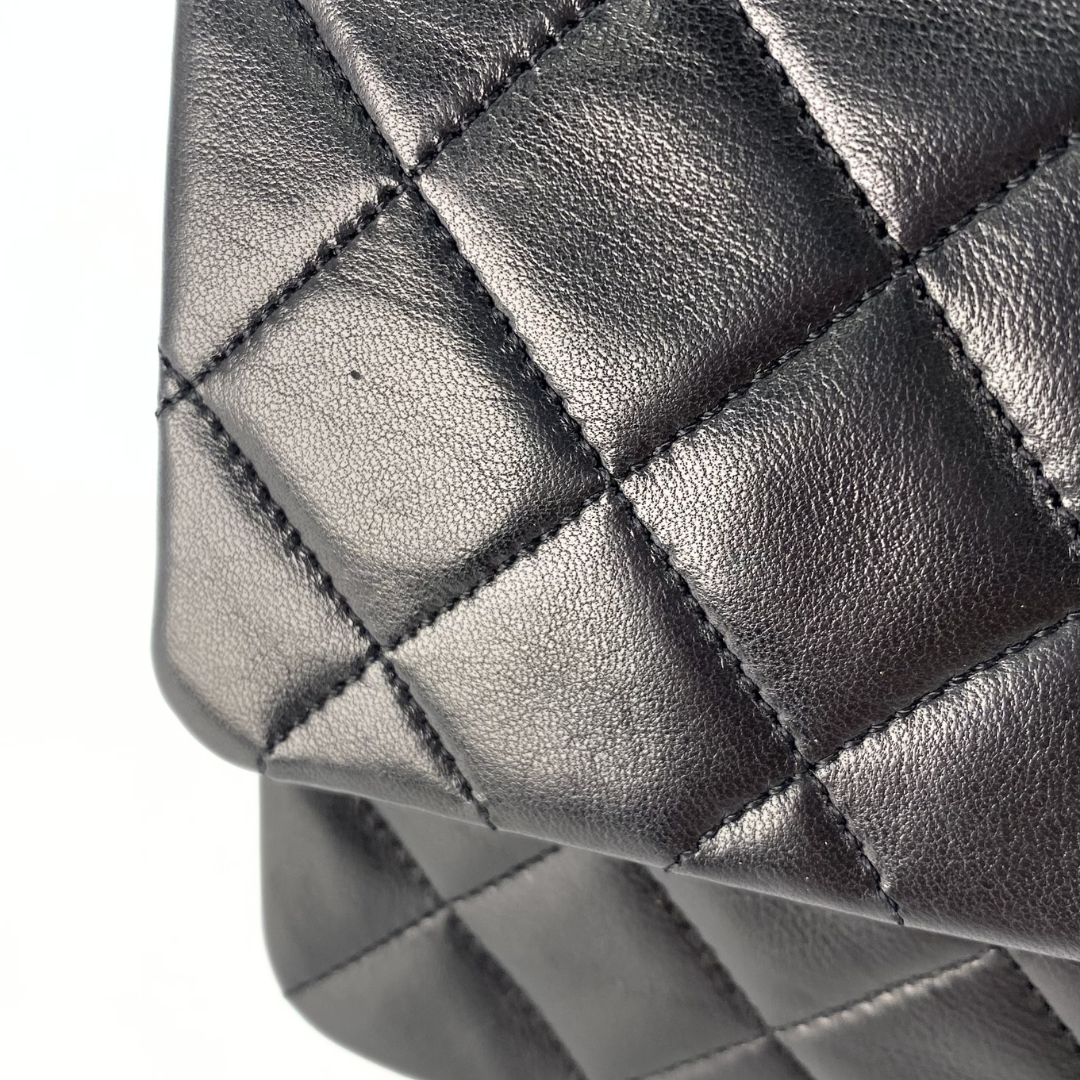 Bodhi, 0 Series Medium Classic Flap Black Lambskin with seal and card