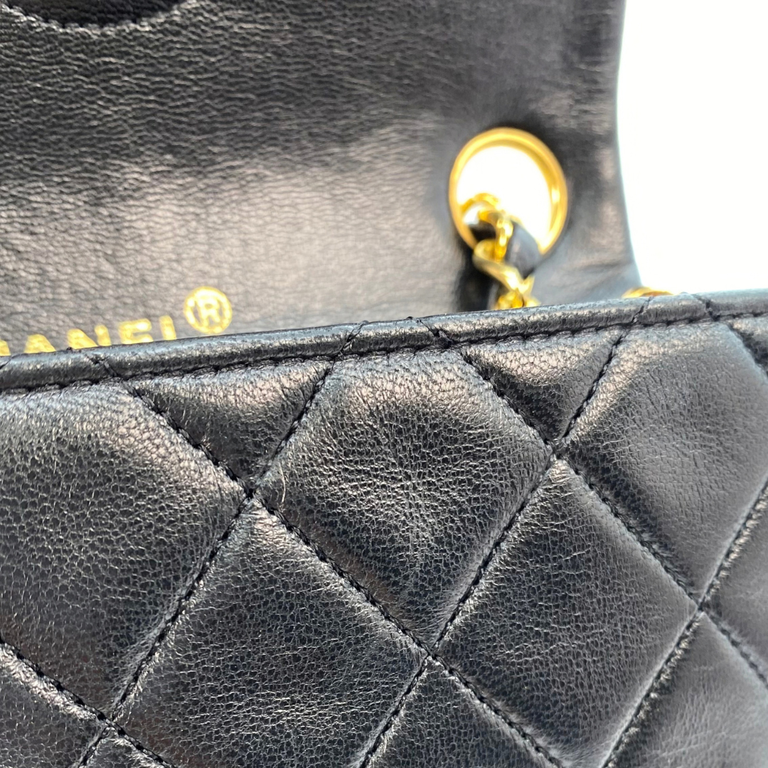 Michiru, 1 Series Square 17cm Black Lambskin with seal and card