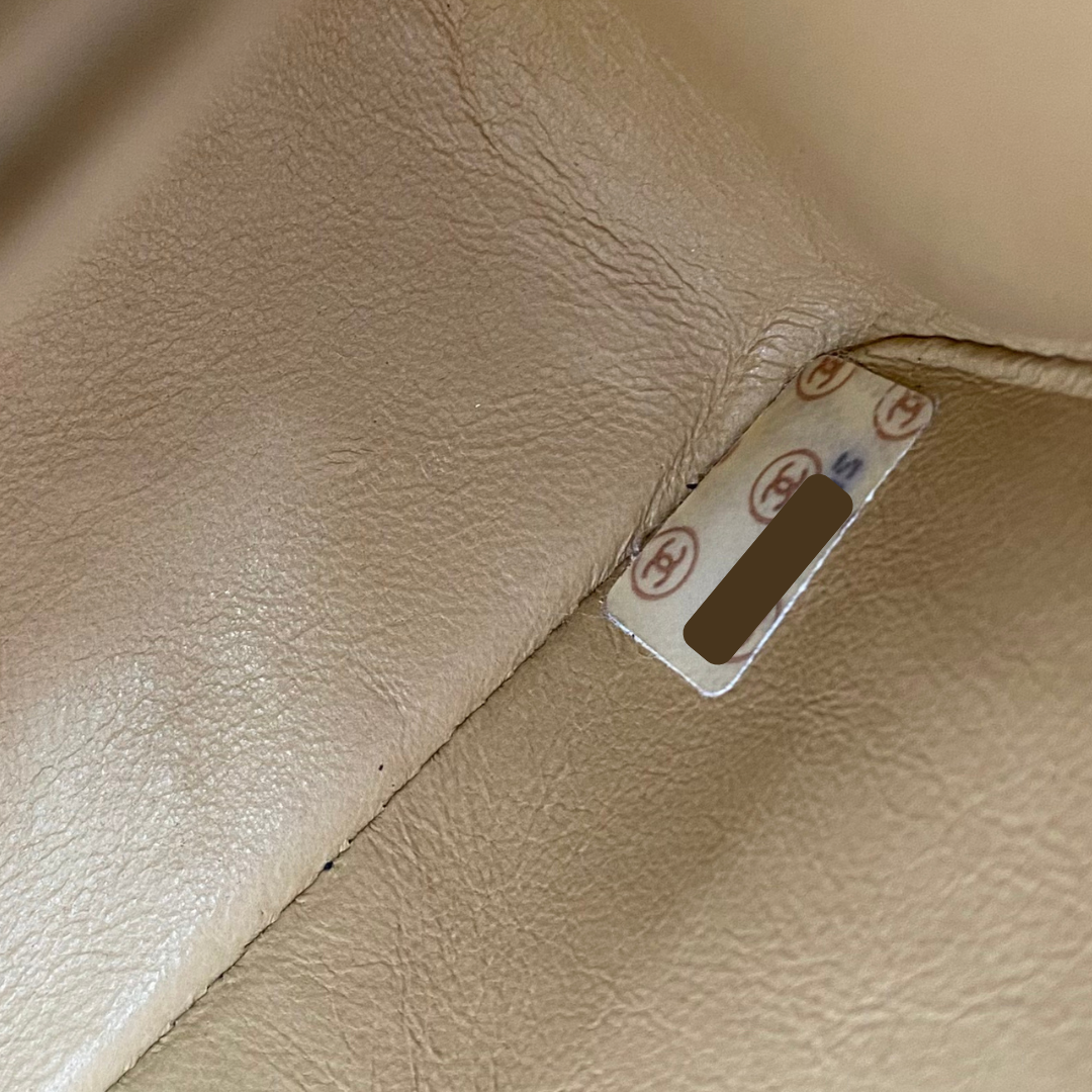 Omara, 2 Series Small Diana Beige Lambskin with seal and card