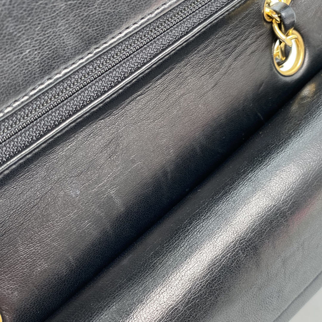 Zinnia, 1 Series Small Classic Flap Black Lambskin with seal only